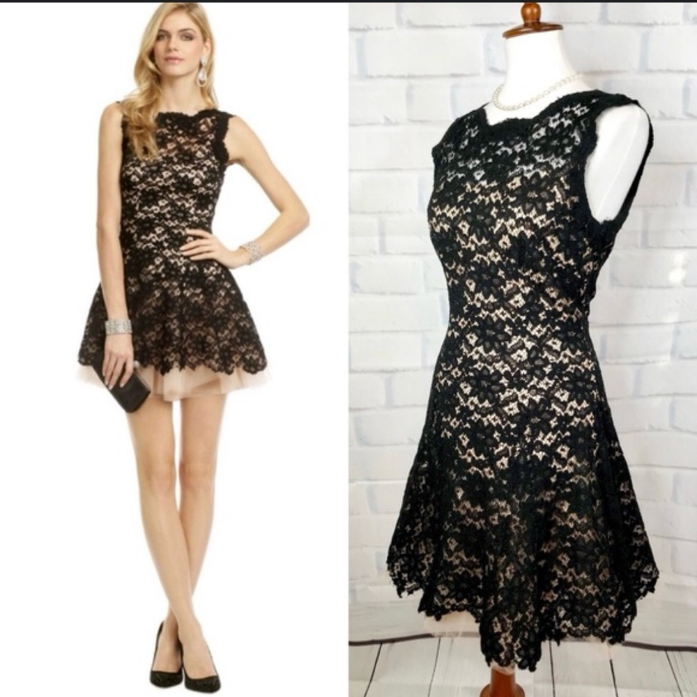 LIKE NEW nha khanh
Noir Timeless Love Dress
V-Day PERFECT!